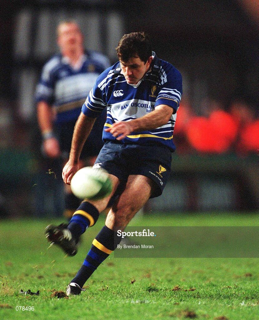 15 December 2001; Nathan Spooner, Leinster. Rugby. Picture credit; Brendan Moran / SPORTSFILE