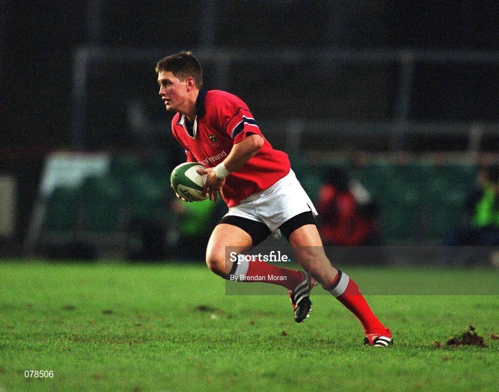 15 December 2001; Ronan O'Gara, Munster. Rugby. Picture credit; Brendan Moran / SPORTSFILE