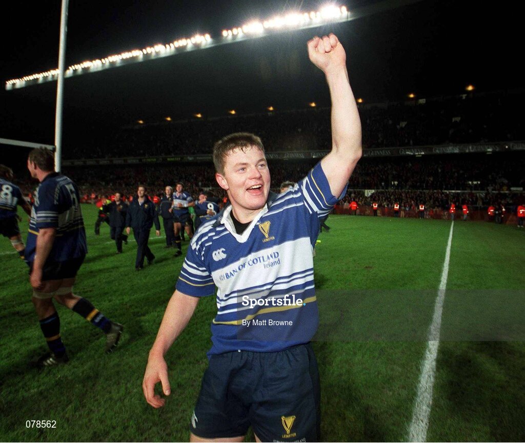 15 December 2001; Leinster's Brian O'Driscoll, celebrates after victory over Munster. Leinster v Munster, Celtic League, Final, Lansdowne Road, Dublin. Rugby. Picture credit; Matt Browne / SPORTSFILE