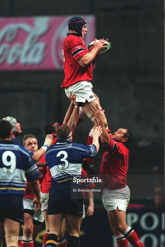 15 December 2001; Paul O'Connell, Munster. Rugby. Picture credit; Brendan Moran / SPORTSFILE
