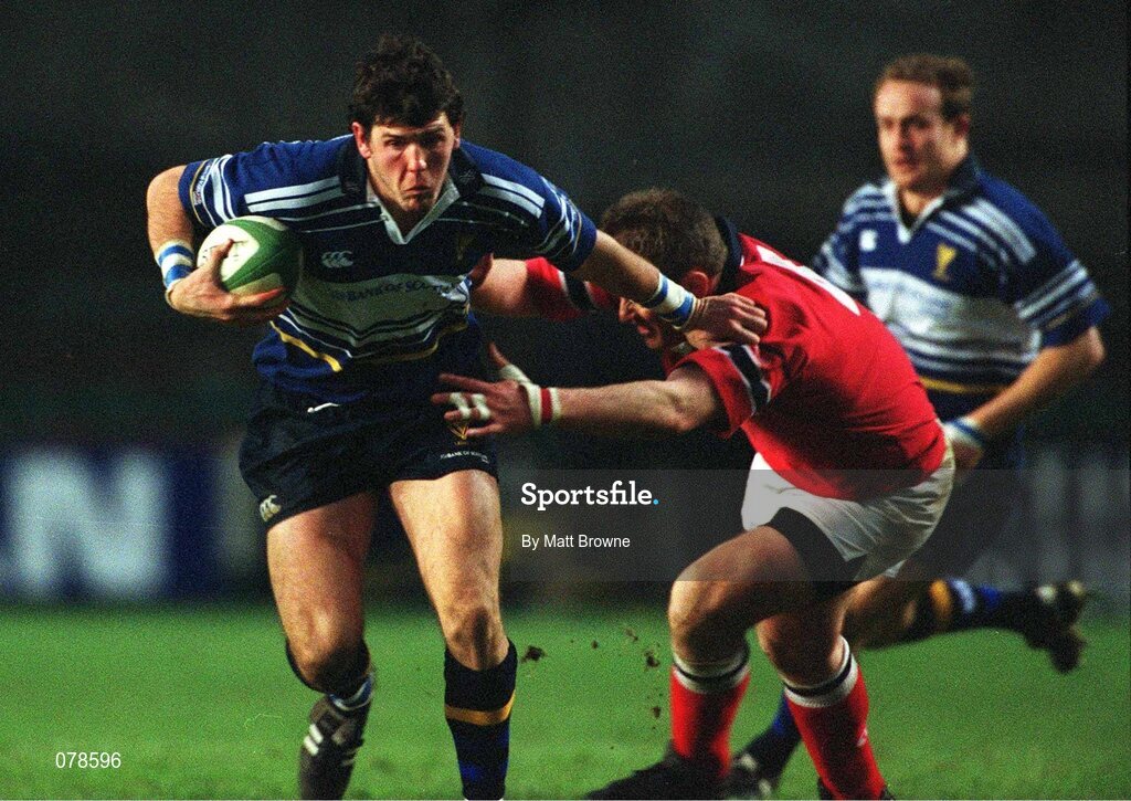 15 December 2001; Shane Horgan, Leinster, in action against Mick Galwey, Munster. Leinster v Munster, Celtic League, Final, Lansdowne Road, Dublin. Rugby. Picture credit; Matt Browne / SPORTSFILE