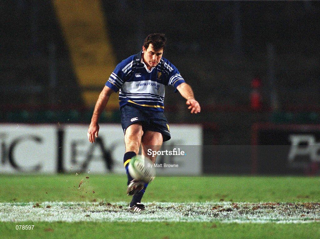 15 December 2001; Nathan Spooner, Leinster. Rugby. Picture credit; Matt Browne / SPORTSFILE