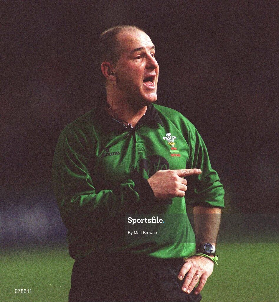 15 December 2001; Nigel Whitehouse, Referee. Rugby. Picture credit; Matt Browne / SPORTSFILE