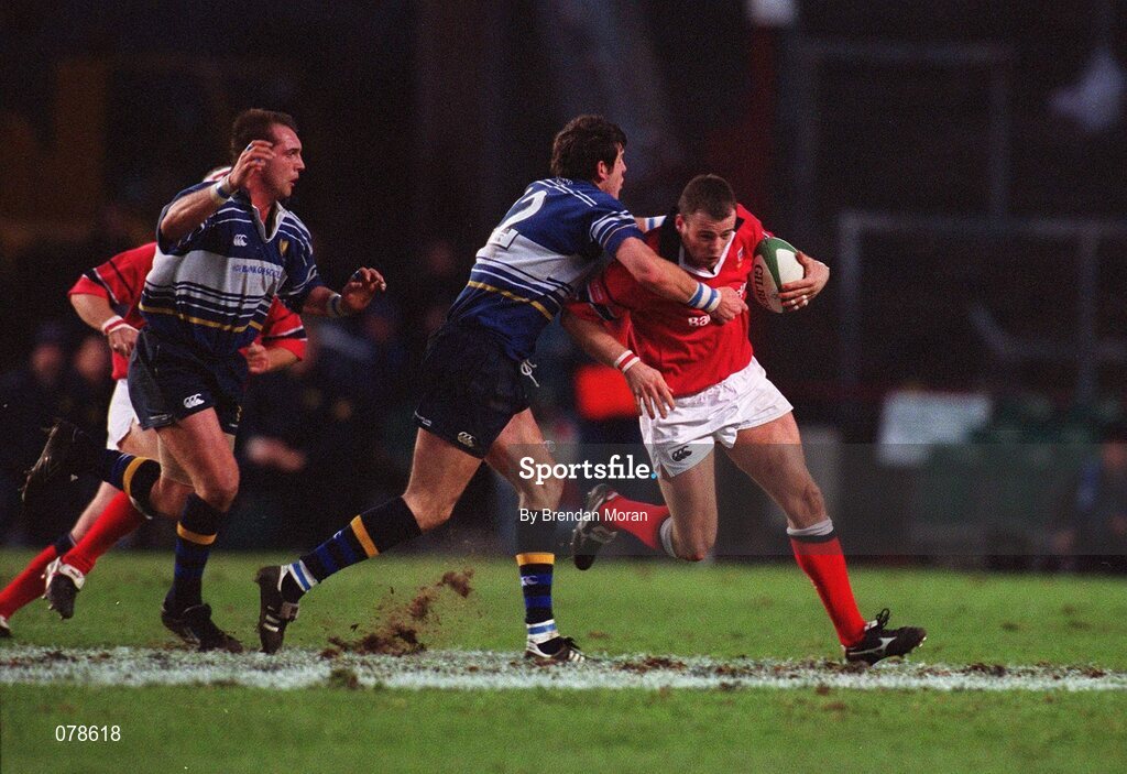 15 December 2001; John O'Neill, Munster, is tackled by Shane Horgan, Leinster. Munster v Leinster, Celtic League Final, Lansdowne Road, Dublin. Rugby. Picture credit; Brendan Moran / SPORTSFILE