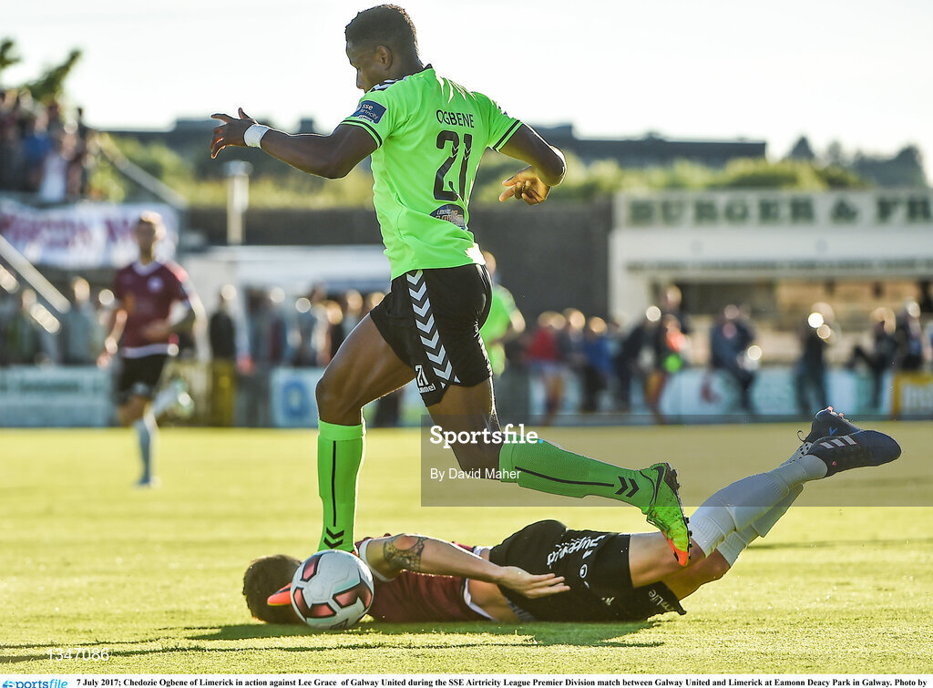 7 July 2017; Chedozie Ogbene of Limerick in action against Lee Grace of Galway United during the SSE Airtricity League Premier Division match between Galway United and Limerick at Eamonn Deacy Park in Galway. Photo by David Maher/Sportsfile