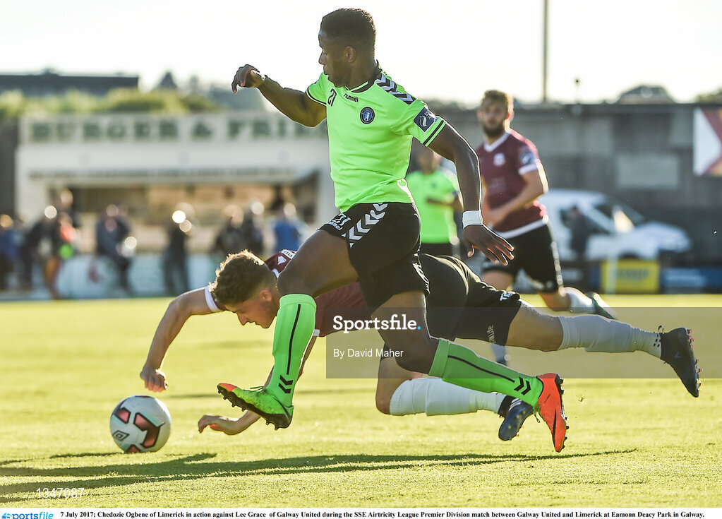 7 July 2017; Chedozie Ogbene of Limerick in action against Lee Grace of Galway United during the SSE Airtricity League Premier Division match between Galway United and Limerick at Eamonn Deacy Park in Galway. Photo by David Maher/Sportsfile