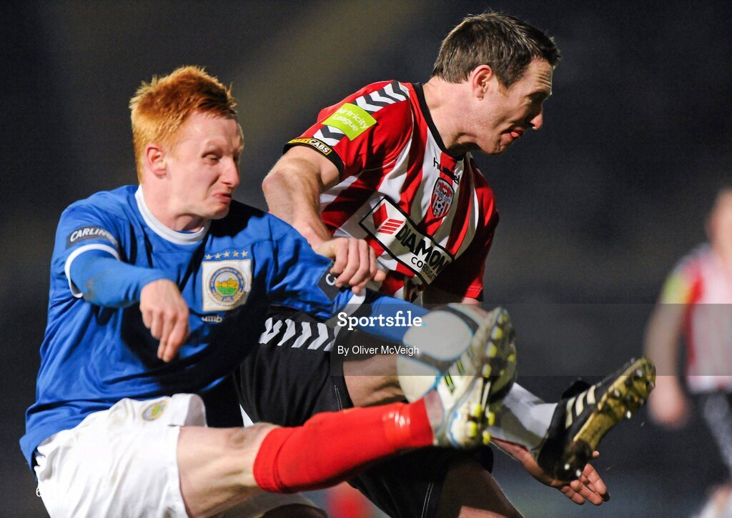 5 March 2012; Robert Garrett, Linfield, in action against Barry Molloy, Derry City. 2012 Setanta Sports Cup, Quarter-Final, 1st Leg, Linfield v Derry City, Windsor Park, Belfast, Co. Antrim. Picture credit: Oliver McVeigh / SPORTSFILE