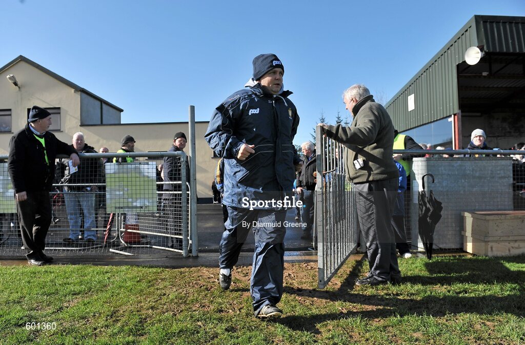4 March 2012; Clare manager Davy Fitzgerald makes his way out for the start of the second half. Waterford Crystal Cup Hurling Final, Clare v Tipperary, O'Garney Park, Sixmilebridge, Co. Clare. Picture credit: Diarmuid Greene / SPORTSFILE