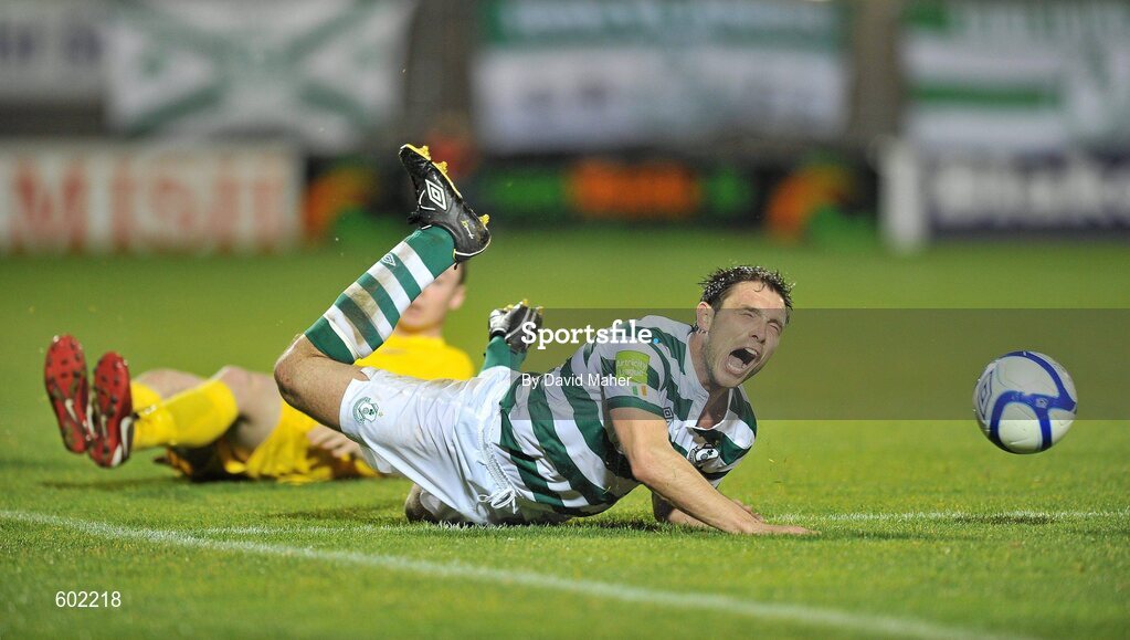 9 March 2012; Stephen Rice, Shamrock Rovers, is fouled by Darragh Reynor, Monaghan United, resulting in referee Graham Kelly sending off the Monaghan United player. Airtricity League Premier Division, Shamrock Rovers v Monaghan United, Tallaght Stadium, Tallaght, Dublin. Picture credit: David Maher / SPORTSFILE