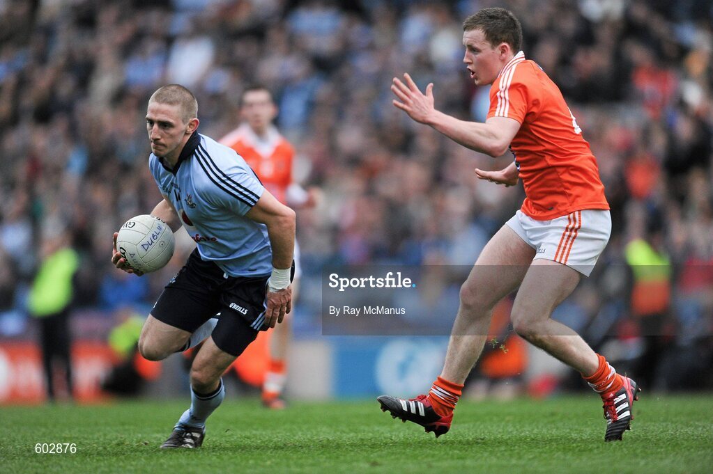 11 March 2012; Eoghan O'Gara, Dublin, in action against Declan McKenna, Armagh. Allianz Football League Division 1, Round 4, Dublin v Armagh, Croke Park, Dublin. Picture credit: Ray McManus / SPORTSFILE