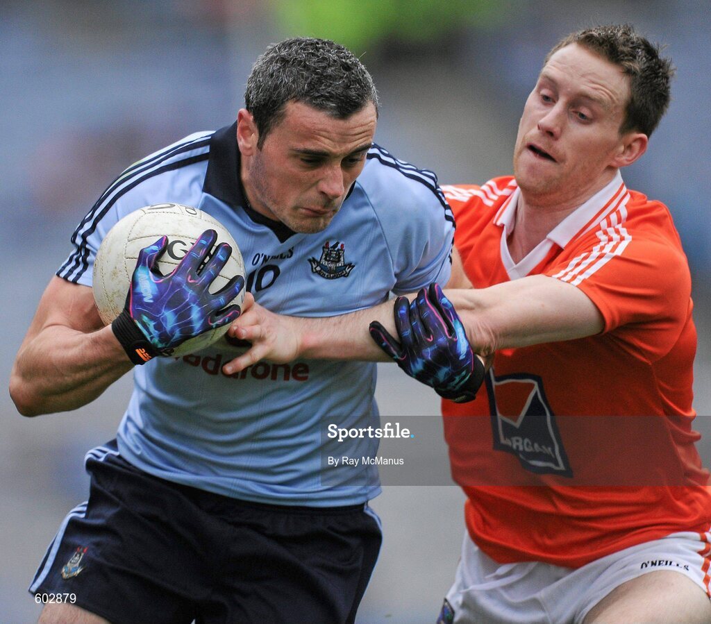 11 March 2012; Paul Brogan, Dublin, in action against Finnian Moriarty, Armagh. Allianz Football League Division 1, Round 4, Dublin v Armagh, Croke Park, Dublin. Picture credit: Ray McManus / SPORTSFILE
