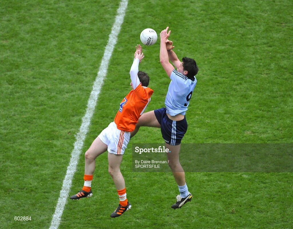 11 March 2012; Eamon Fennell, Dublin, in action against Caolán Rafferty, Armagh. Allianz Football League Division 1, Round 4, Dublin v Armagh, Croke Park, Dublin. Picture credit: Daire Brennan / SPORTSFILE
