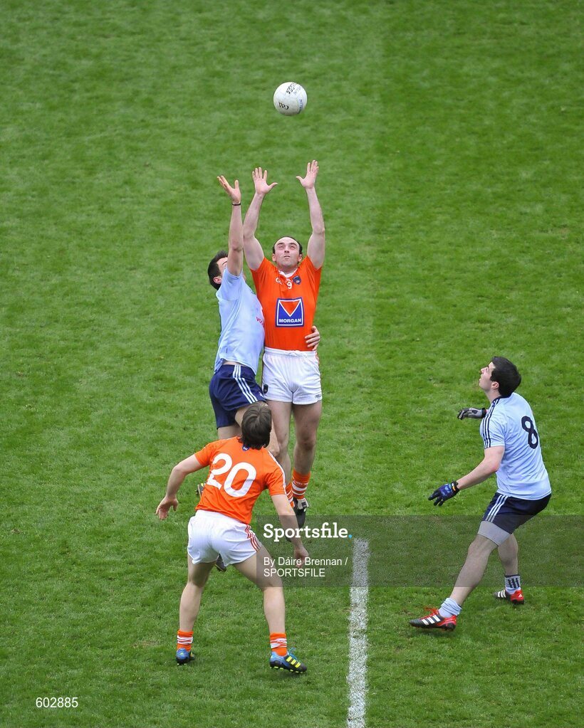 11 March 2012; Eamon Fennell, left, and Michael Darragh McAuley, Dublin, contest the throw-in against, Malachy Mackin, and Billy Joe Padden, 20, Armagh. Allianz Football League Division 1, Round 4, Dublin v Armagh, Croke Park, Dublin. Picture credit: Daire Brennan / SPORTSFILE