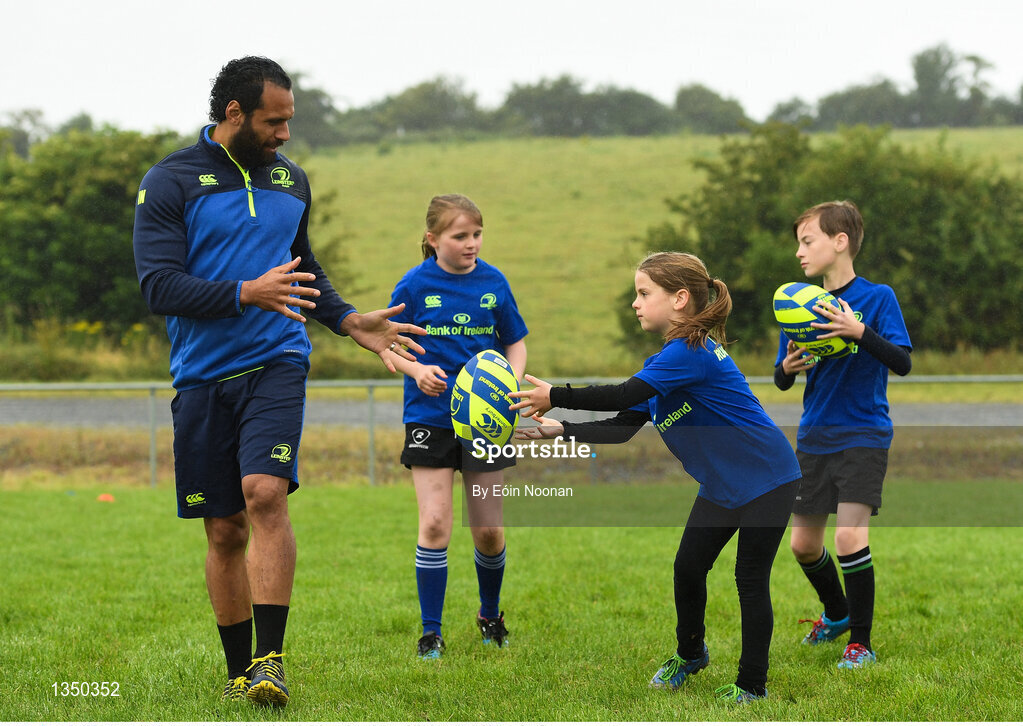 11 July 2017; Isa Nacewa with young players during the Bank of Ireland Leinster Rugby Summer Camp at Balbriggan RFC in Dublin. Photo by Eóin Noonan/Sportsfile