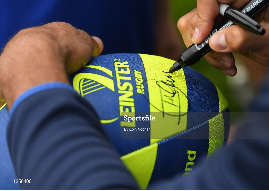 11 July 2017; Isa Nacewa signing autographs for young players during the Bank of Ireland Leinster Rugby Summer Camp at Balbriggan RFC in Dublin. Photo by Eóin Noonan/Sportsfile