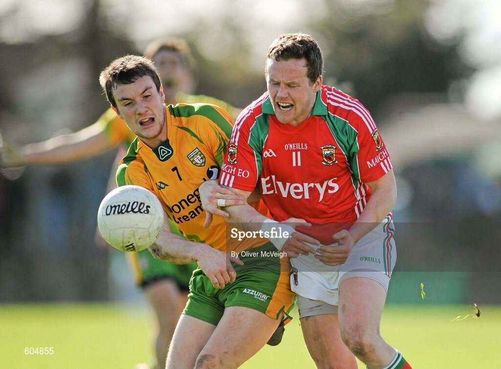 18 March 2012; Andy Moran, Mayo, in action against Leo McLoone, Donegal. Allianz Football League, Division 1, Round 5, Donegal v Mayo, Fr. Tierney Park, Ballyshannon, Donegal. Picture credit: Oliver McVeigh / SPORTSFILE