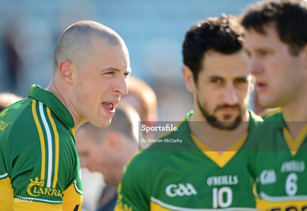 18 March 2012; Kieran Donaghy, Kerry, speaks with team-mates ahead of the game, including Paul Galvin and Eoin Brosnan, right. Allianz Football League, Division 1, Round 5, Cork v Kerry, Pairc Ui Chaoimh, Cork. Picture credit: Stephen McCarthy / SPORTSFILE
