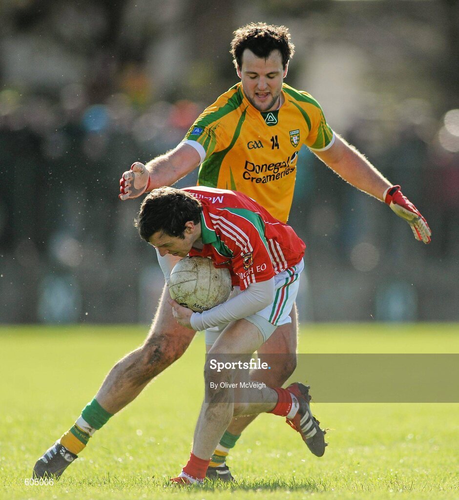 18 March 2012; Keith Higgins, Mayo, in action against Michael Murphy, Donegal. Allianz Football League, Division 1, Round 5, Donegal v Mayo, Fr. Tierney Park, Ballyshannon, Donegal. Picture credit: Oliver McVeigh / SPORTSFILE