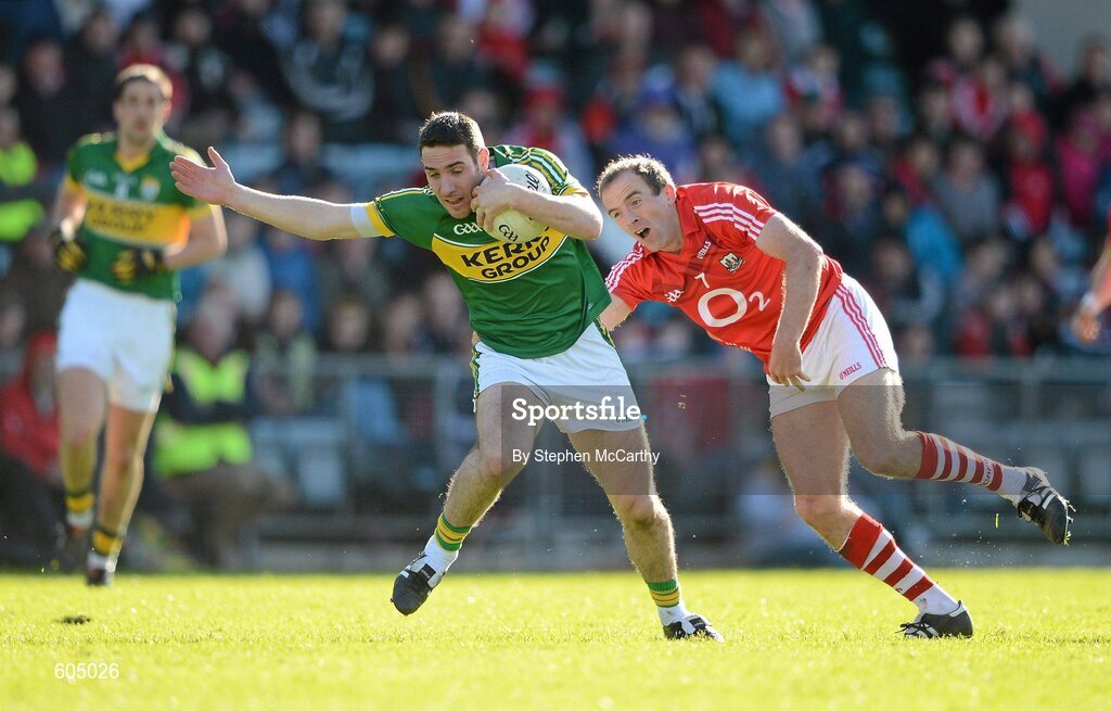 18 March 2012; Declan O'Sullivan, Kerry, in action against Paudie Kissane, Cork. Allianz Football League, Division 1, Round 5, Cork v Kerry, Pairc Ui Chaoimh, Cork. Picture credit: Stephen McCarthy / SPORTSFILE
