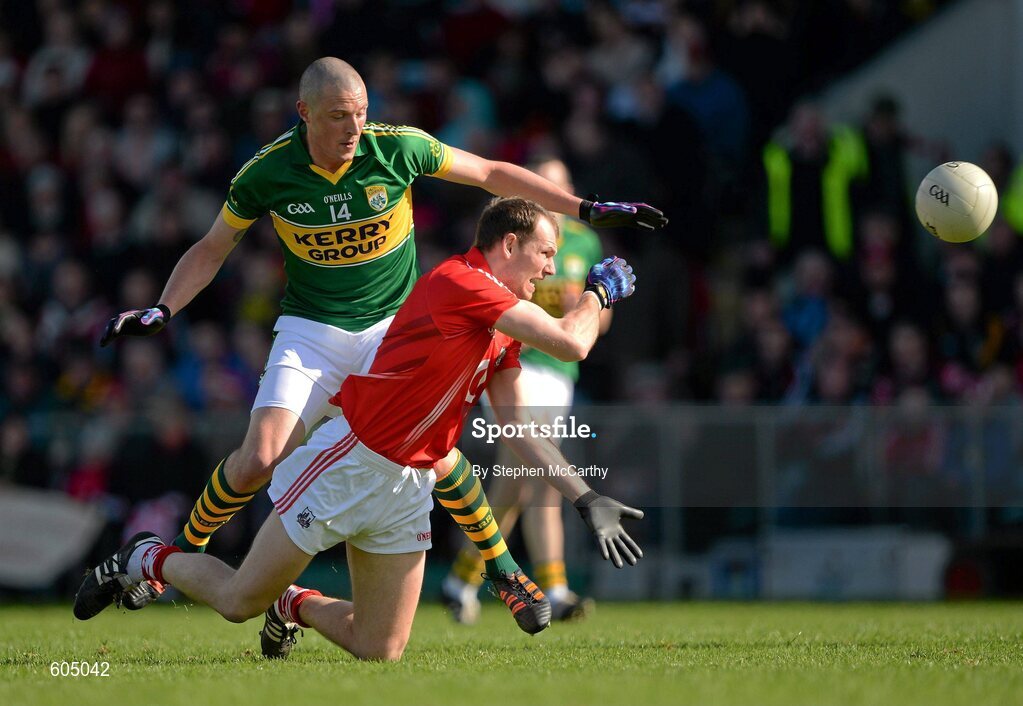 18 March 2012; Kieran Donaghy, Kerry, in action against Alan O'Connor, Cork. Allianz Football League, Division 1, Round 5, Cork v Kerry, Pairc Ui Chaoimh, Cork. Picture credit: Stephen McCarthy / SPORTSFILE