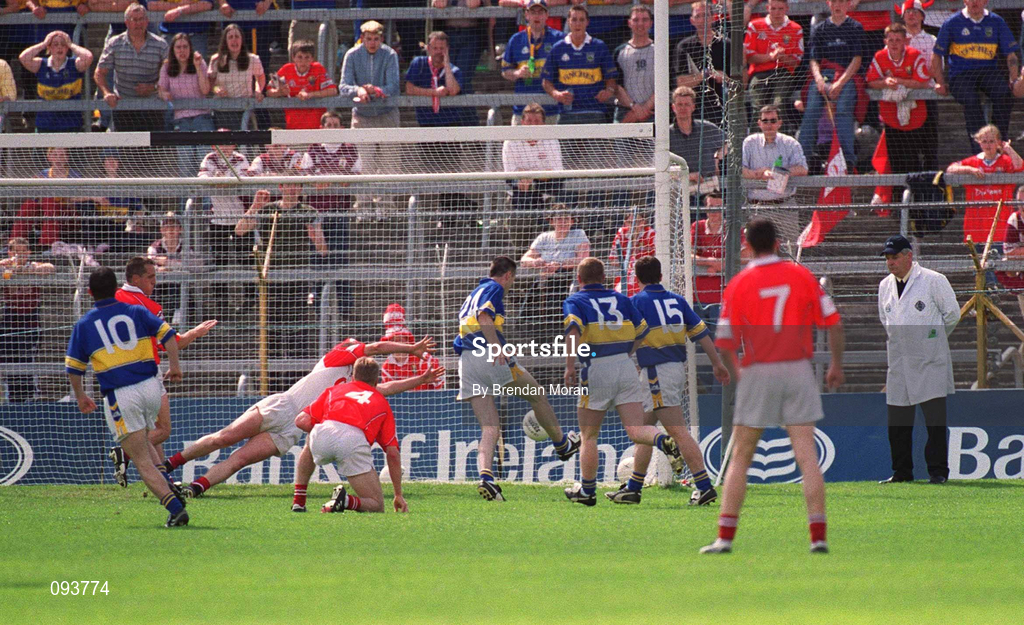 14 July 2002; Benny Hickey of Tipperary, 24, scores his side's goal during the Bank of Ireland Munster Senior Football Championship Final match between Cork and Tipperary at Semple Stadium in Thurles, Tipperary. Photo by Brendan Moran/Sportsfile