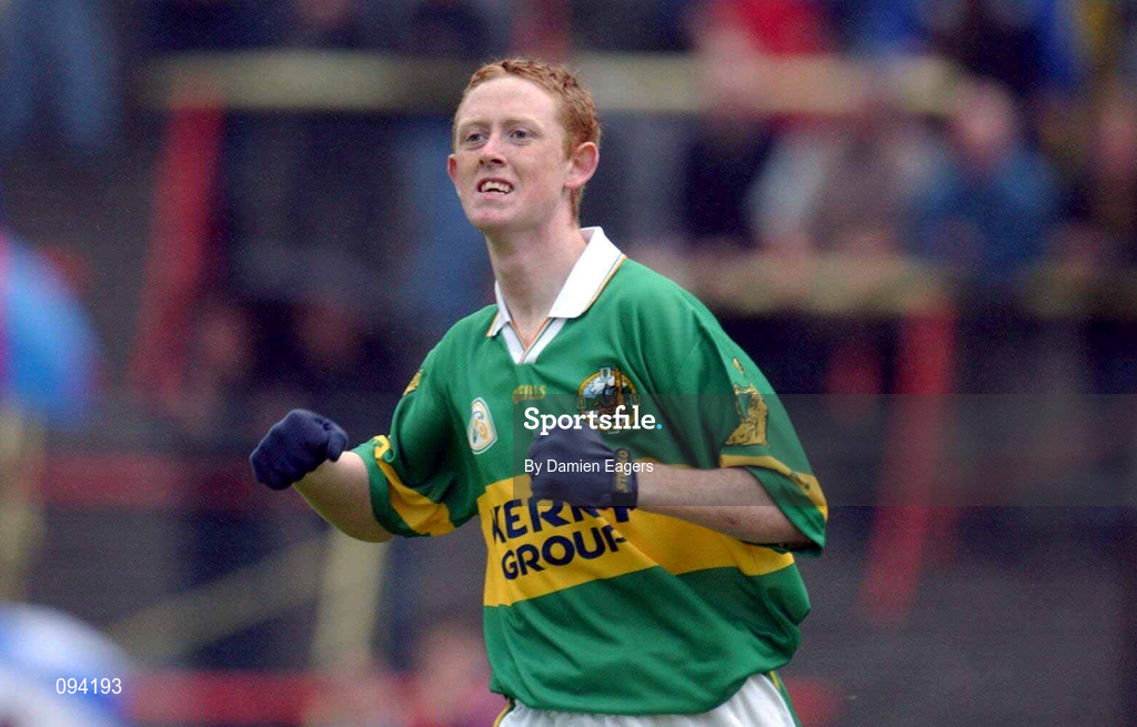 7 July 2002; Colm Cooper of Kerry celebrates after scoring a goal during the All-Ireland Senior Football Championship Qualifier Round 3 match between Kerry and Fermanagh at O'Moore Park in Portlaoise, Laois. Photo by Damien Eagers/Sportsfile