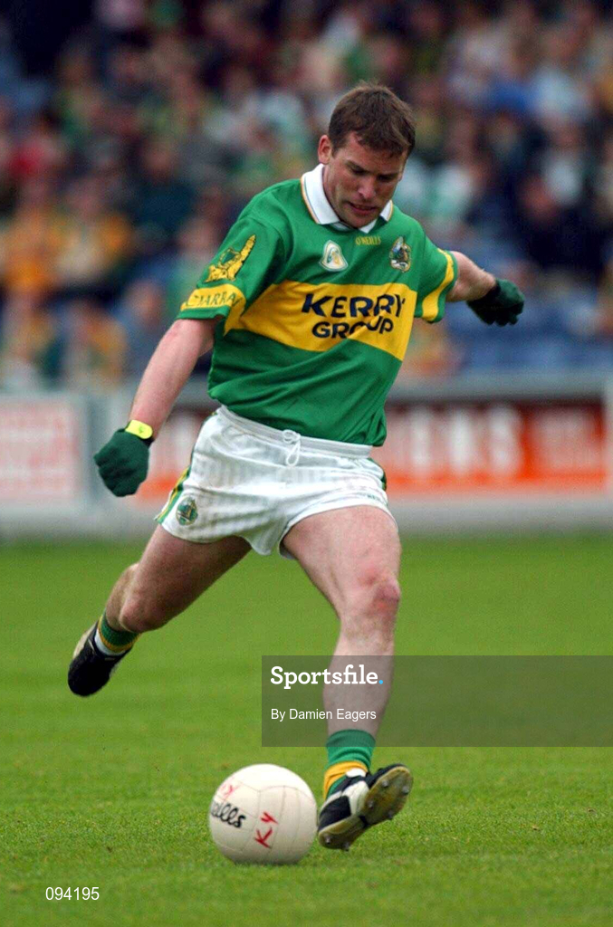6 July 2002; Dara Ó Cinnéide of Kerry takes a free during the All-Ireland Senior Football Championship Qualifier Round 3 match between Kerry and Fermanagh at O'Moore Park in Portlaoise, Laois. Photo by Damien Eagers/Sportsfile *** Local Caption ***