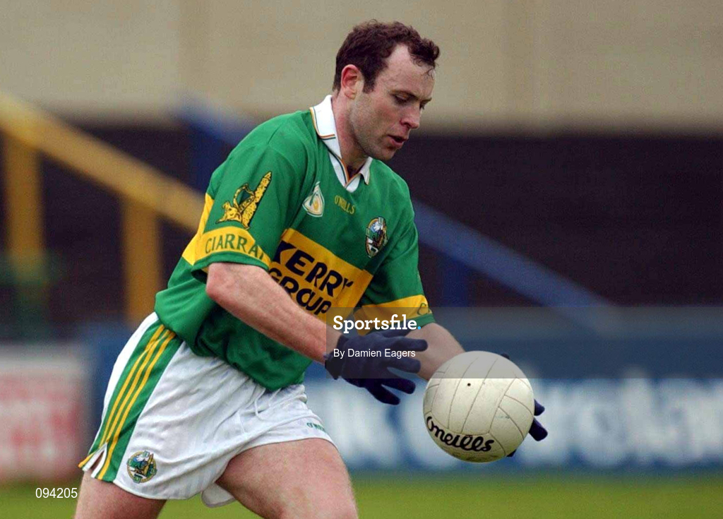 6 July 2002; Séamus Moynihan of Kerry during the All-Ireland Senior Football Championship Qualifier Round 3 match between Kerry and Fermanagh at O'Moore Park in Portlaoise, Laois. Photo by Damien Eagers/Sportsfile