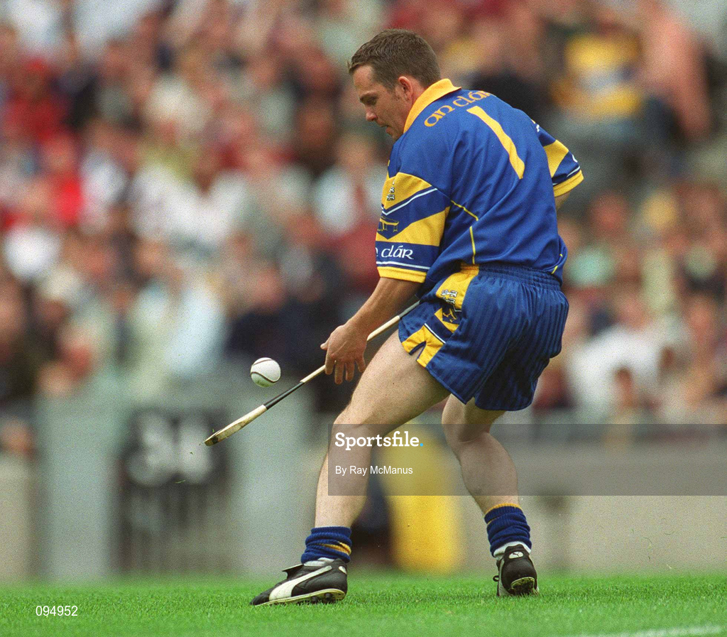 28 July 2002; David Fitzgerald of Clare during the Guinness All-Ireland Senior Hurling Championship Quarter-Final match between Clare and Galway at Croke Park. Photo by Ray McManus/Sportsfile