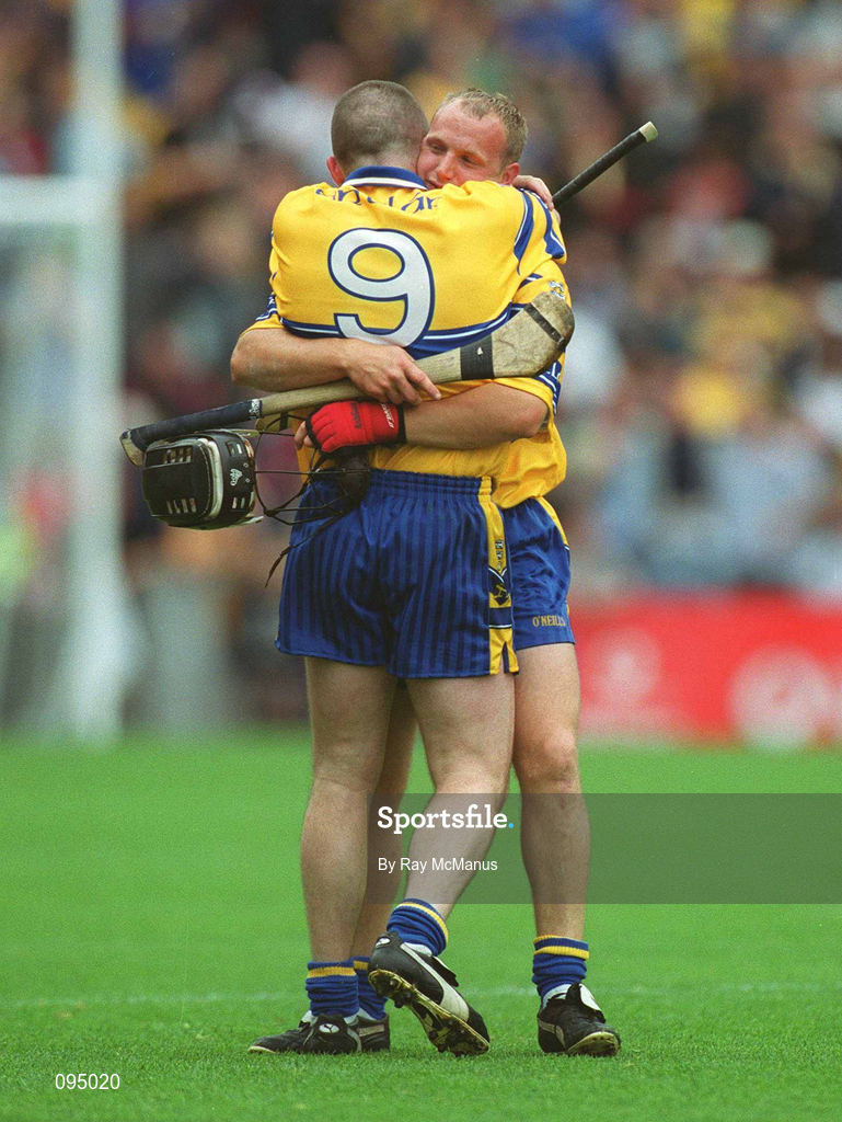 28 July 2002; Clare players Colin Lynch, 9, and Gearóid Considine celebrate after the Guinness All-Ireland Senior Hurling Championship Quarter-Final match between Clare and Galway at Croke Park. Photo by Ray McManus/Sportsfile