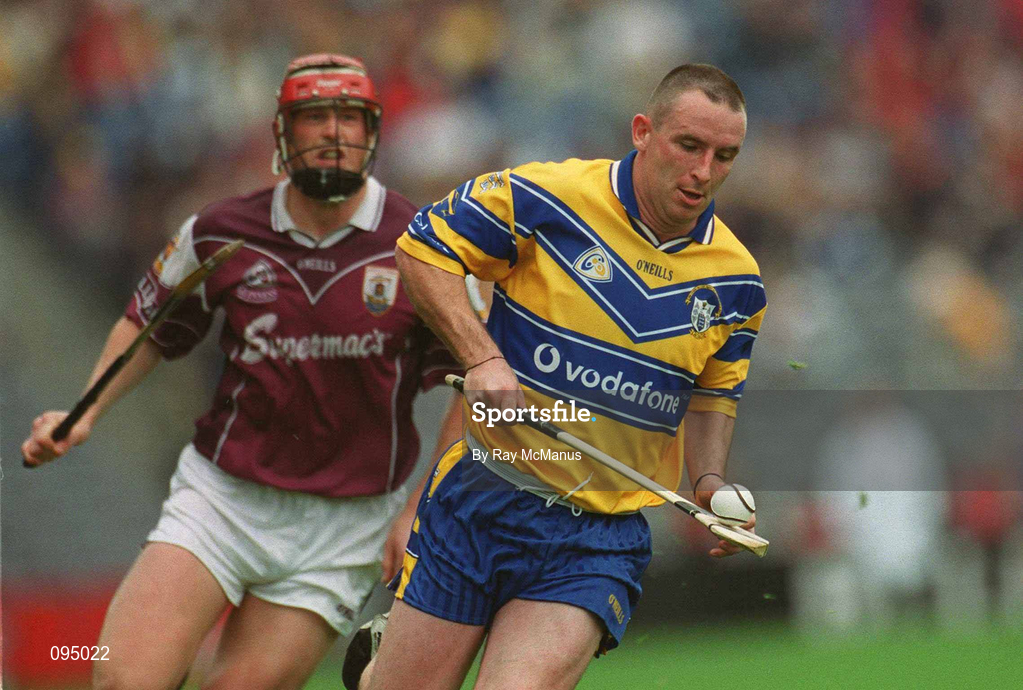 28 July 2002; Colin Lynch of Clare, in action against Ollie Canning of Galway during the Guinness All-Ireland Senior Hurling Championship Quarter-Final match between Clare and Galway at Croke Park. Photo by Ray McManus/Sportsfile