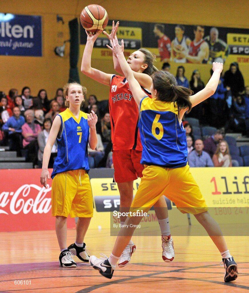 22 March 2012; Sarah Fitzpatrick, Christ the King, in action against Kate Lanagan, left, and Ciara Murray, Mercy Coolock. U16B Girls - All-Ireland Schools League Finals 2012, Mercy Coolock, Dublin v Christ the King, Cork, National Basketball Arena, Tallaght, Dublin. Picture credit: Barry Cregg / SPORTSFILE