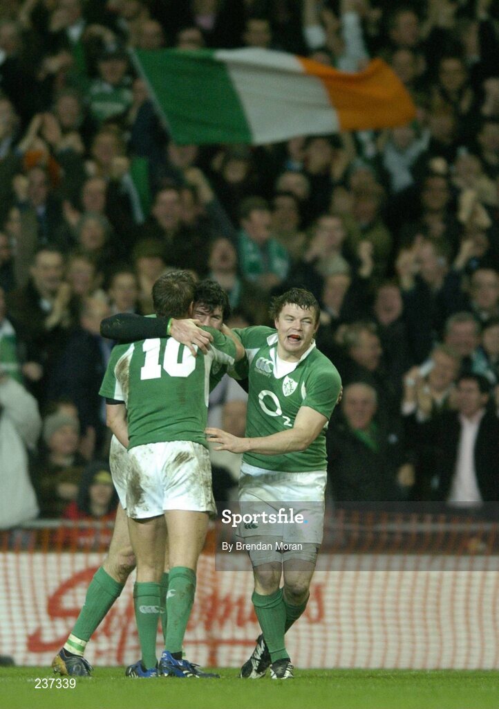 24 February 2007; Ireland's Ronan O'Gara, 10, and Brian O'Driscoll celebrate with team-mate Shane Horgan after Horgan scored their side's third try. RBS Six Nations Rugby Championship, Ireland v England, Croke Park, Dublin. Picture Credit: Brendan Moran / SPORTSFILE