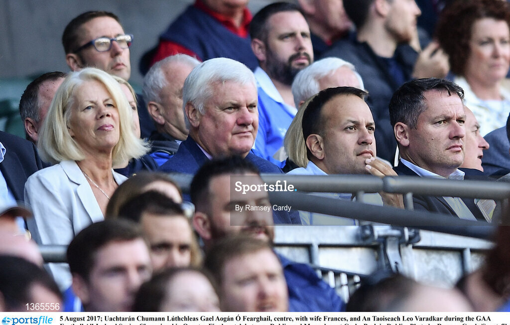 5 August 2017; Uachtarán Chumann Lúthchleas Gael Aogán Ó Fearghail, centre, with wife Frances, and An Taoiseach Leo Varadkar during the GAA Football All-Ireland Senior Championship Quarter-Final match between Dublin and Monaghan at Croke Park in Dublin. Photo by Ramsey Cardy/Sportsfile