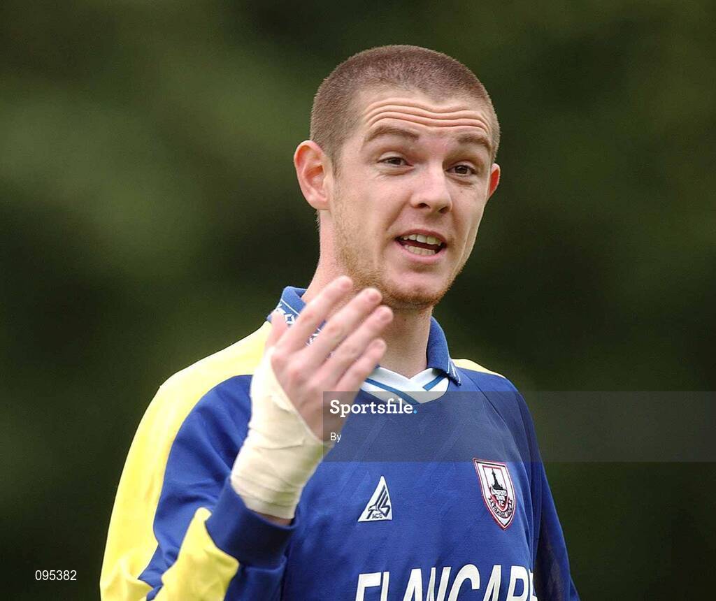 28 July 2002; Barry Ferguson, Longford Town. Soccer. Picture credit; David Maher / SPORTSFILE    *EDI*