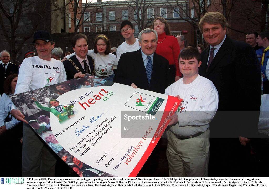 7 February 2002; Fancy being a volunteer at the biggest sporting event in the world next year? Now is your chance. The 2003 Special Olympics World Games today launched the country's largest ever volunteer appeal when it asked for 30,000 people to work at next year's World Games. Pictured at the announcement with An Taoiseach Bertie Ahern,T.D., who was the first to sign, are, from left, Brody Sweeney, Chief Executive, O'Briens Irish Sandwich Bars, The Lord Mayor of Dublin, Michael Mulchay and Denis O'Brien, Chairman, 2003 Special Olympics World Games Organising Committee. Picture credit; Ray McManus / SPORTSFILE