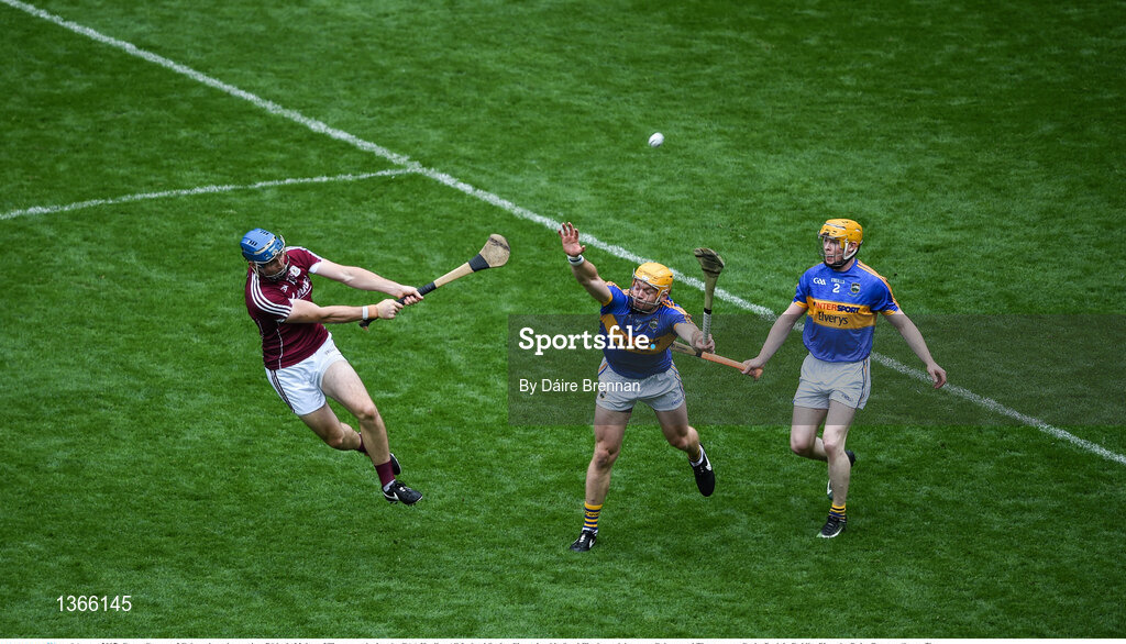 6 August 2017; Conor Cooney of Galway in action against Pádraic Maher of Tipperary during the GAA Hurling All-Ireland Senior Championship Semi-Final match between Galway and Tipperary at Croke Park in Dublin. Photo by Daire Brennan/Sportsfile