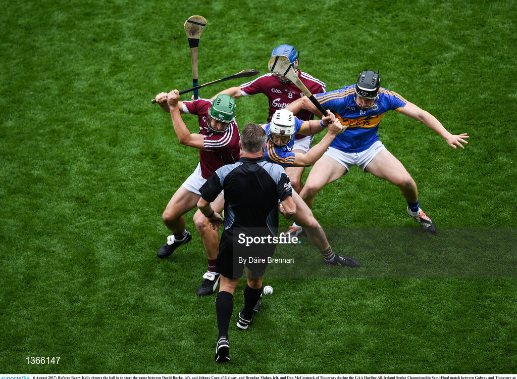 6 August 2017; Referee Barry Kelly throws the ball in to start the game between David Burke, left, and Johnny Coen of Galway, and Brendan Maher, left, and Dan McCormack of Tipperary during the GAA Hurling All-Ireland Senior Championship Semi-Final match between Galway and Tipperary at Croke Park in Dublin. Photo by Daire Brennan/Sportsfile