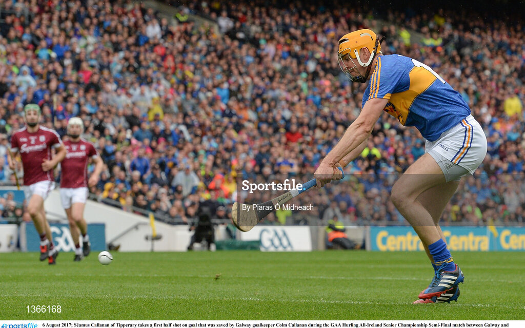 6 August 2017; Séamus Callanan of Tipperary takes a first half shot on goal that was saved by Galway goalkeeper Colm Callanan during the GAA Hurling All-Ireland Senior Championship Semi-Final match between Galway and Tipperary at Croke Park in Dublin. Photo by Piaras Ó Mídheach/Sportsfile