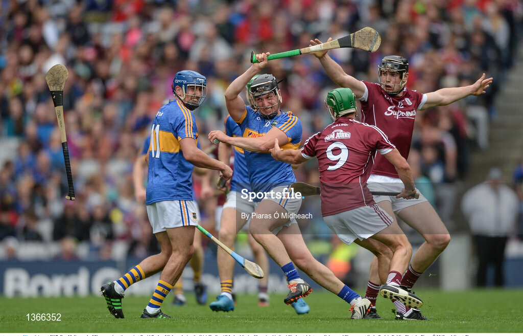 6 August 2017; Dan McCormack of Tipperary in action against David Burke of Galway during the GAA Hurling All-Ireland Senior Championship Semi-Final match between Galway and Tipperary at Croke Park in Dublin. Photo by Piaras Ó Mídheach/Sportsfile