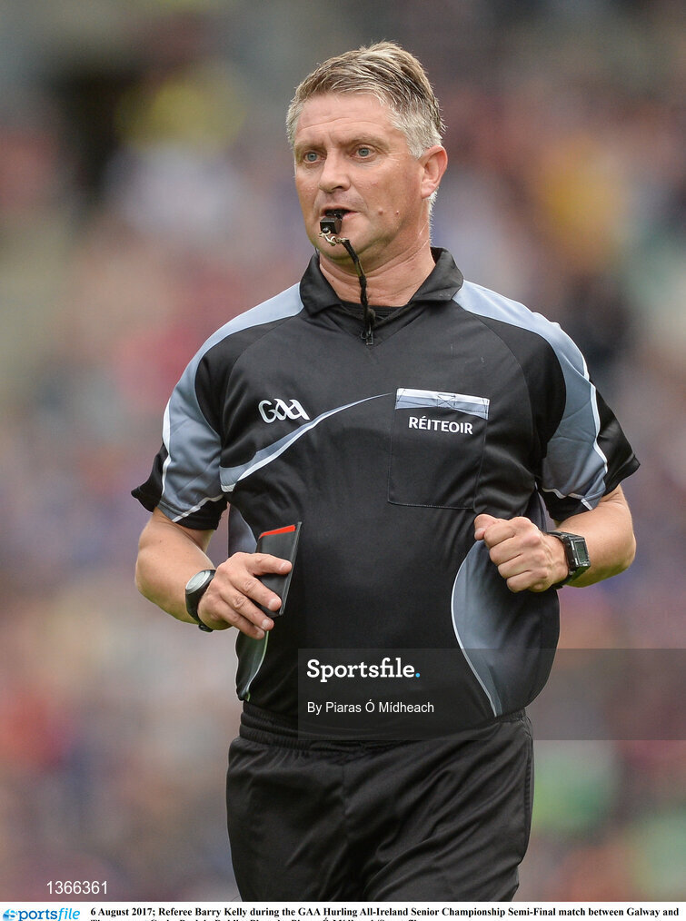 6 August 2017; Referee Barry Kelly during the GAA Hurling All-Ireland Senior Championship Semi-Final match between Galway and Tipperary at Croke Park in Dublin. Photo by Piaras Ó Mídheach/Sportsfile