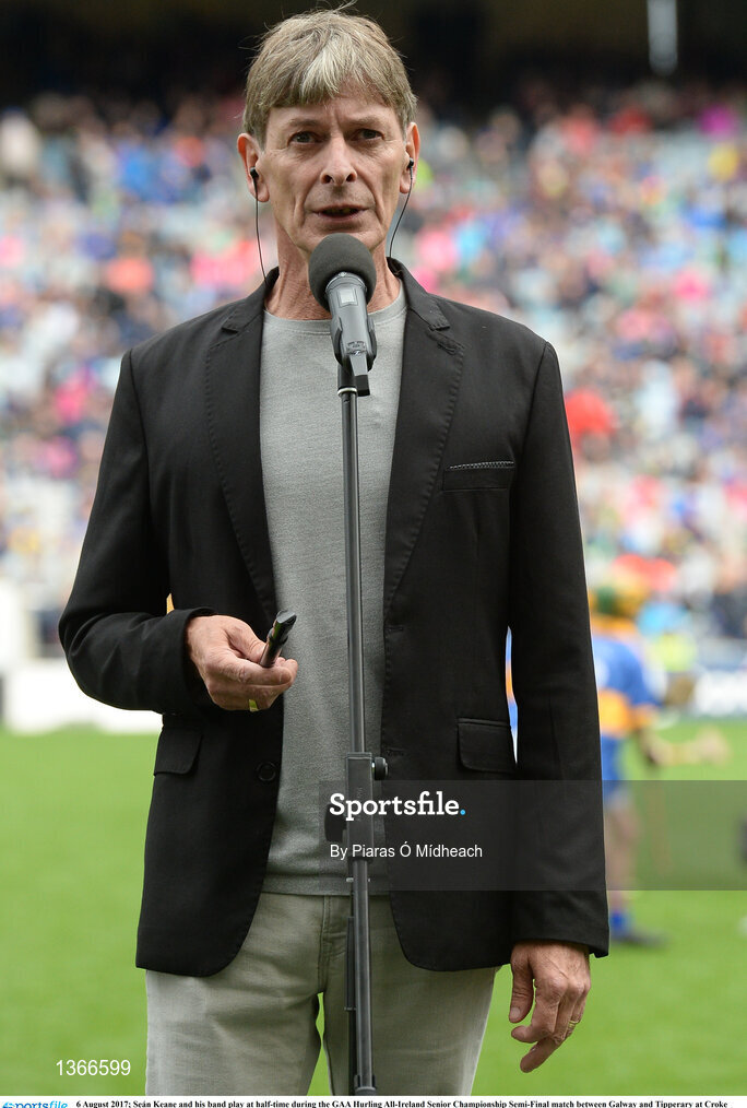 6 August 2017; Seán Keane and his band play at half-time during the GAA Hurling All-Ireland Senior Championship Semi-Final match between Galway and Tipperary at Croke Park in Dublin. Photo by Piaras Ó Mídheach/Sportsfile