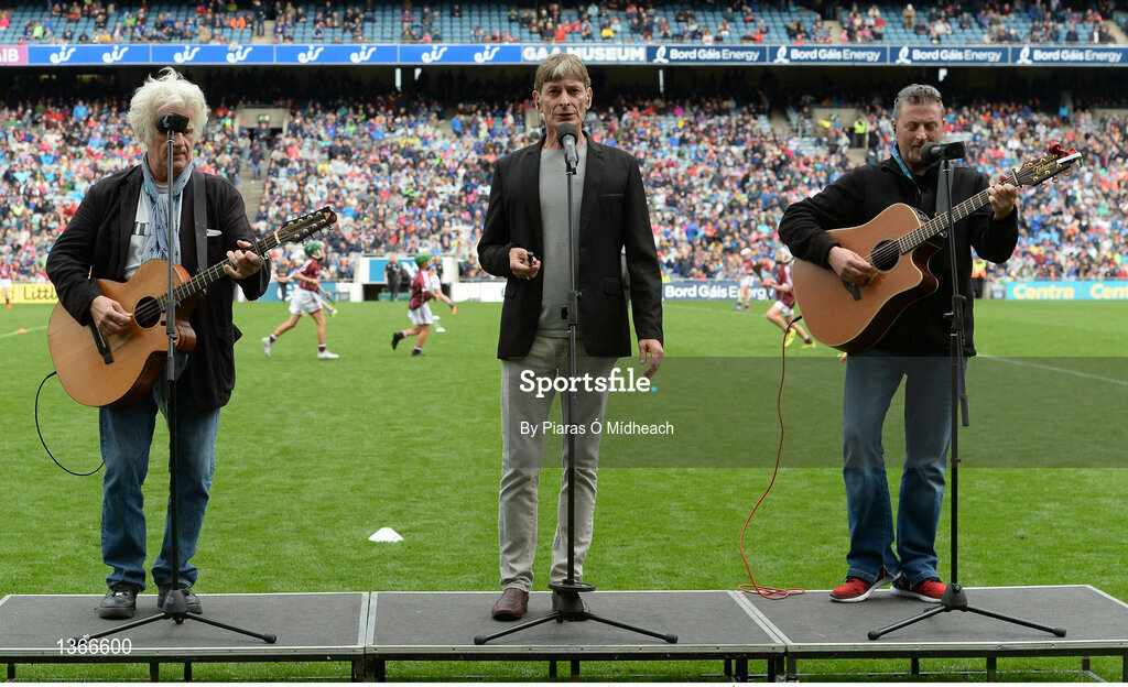 6 August 2017; Seán Keane and his band play at half-time during the GAA Hurling All-Ireland Senior Championship Semi-Final match between Galway and Tipperary at Croke Park in Dublin. Photo by Piaras Ó Mídheach/Sportsfile