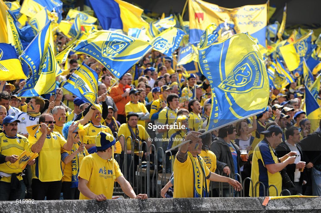 29 April 2012; ASM Clermont Auvergne supporters cheer on their side during the game. Heineken Cup Semi-Final, ASM Clermont Auvergne v Leinster, Stade Chaban Delmas, Bordeaux, France. Picture credit: Brendan Moran / SPORTSFILE