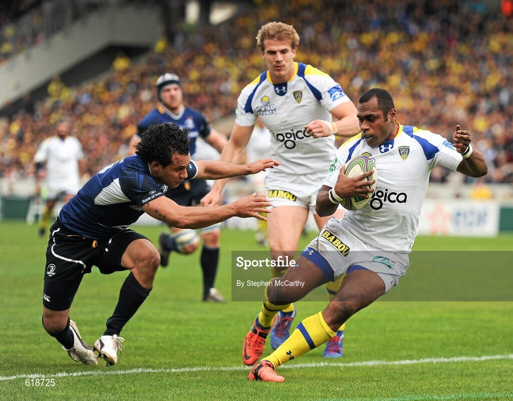 29 April 2012; Sitiveni Sivivatu, ASM Clermont Auvergne, is tackled by Isa Nacewa, Leinster. Heineken Cup Semi-Final, ASM Clermont Auvergne v Leinster, Stade Chaban Delmas, Bordeaux, France. Picture credit: Stephen McCarthy / SPORTSFILE