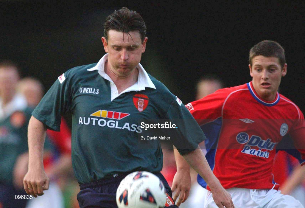 16 August 2002; Martin Russell of St Patrick's Athletic in action against Wes Hoolahan of Shelbourne during the eircom League Premier Division match between St Patrick's Athletic and Shelbourne at Richmond Park in Dublin. Photo by David Maher/Sportsfile