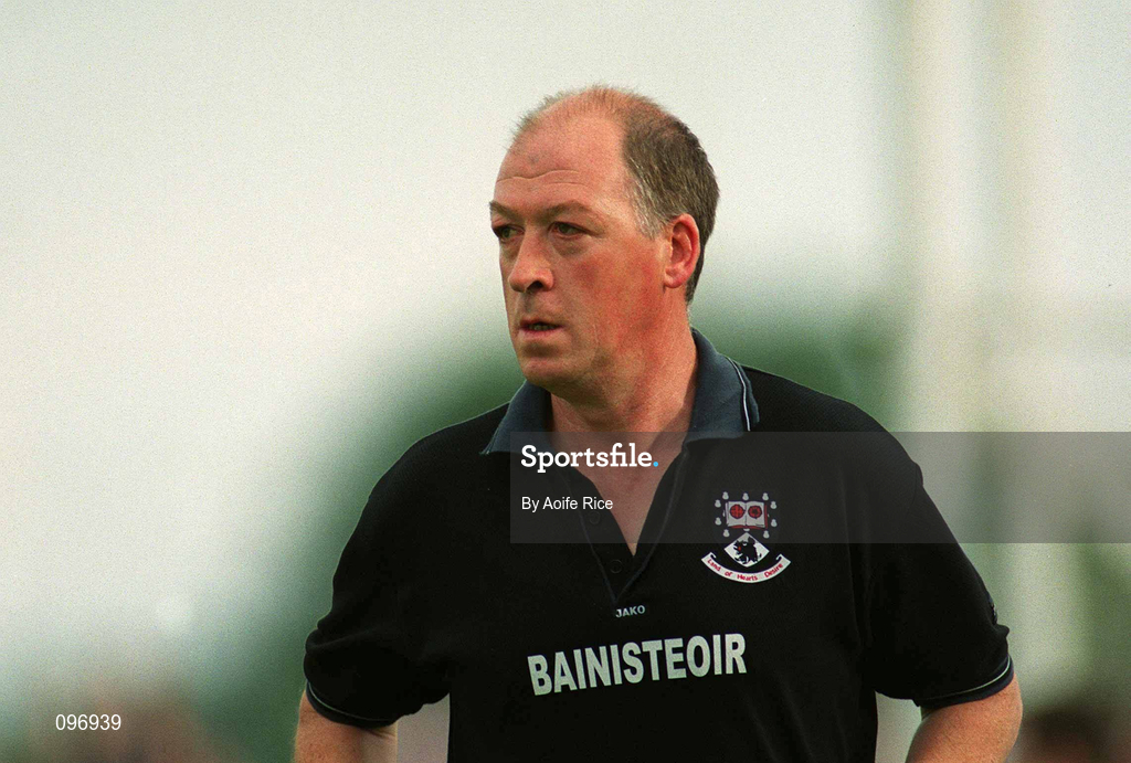 18 August 2002; Sligo selector TJ Kilgannon during the Bank of Ireland All-Ireland Senior Football Championship Quarter-Final Replay match between Armagh and Sligo at Páirc Tailteann in Navan, Meath. Photo by Aoife Rice/Sportsfile
