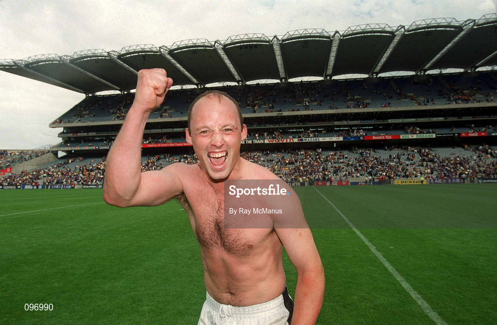 18 August 2002; Andy Comerford of Kilkenny celebrates after the Guinness All-Ireland Senior Hurling Championship Semi-Final match between Kilkenny and Tipperary at Croke Park in Dublin. Photo by Ray McManus/Sportsfile