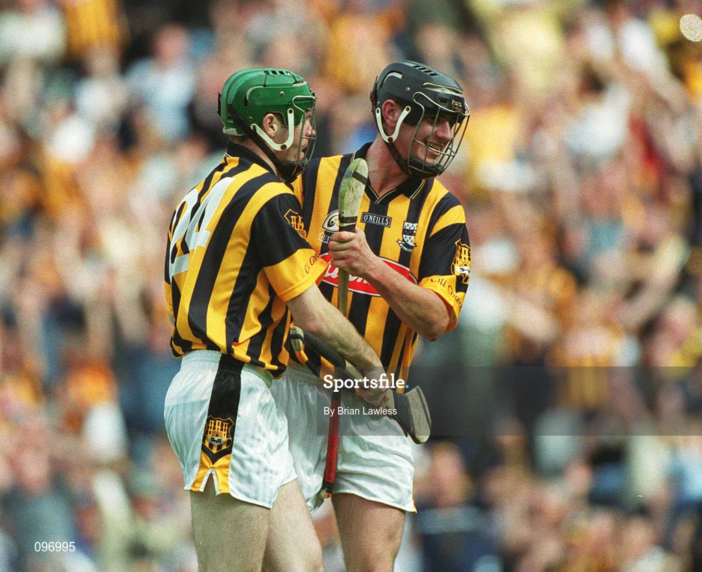 18 August 2002; Jimmy Coogan of Kilkenny, left, celebrates with team-mate John Hoyne after scoring a goal for his side during the Guinness All-Ireland Senior Hurling Championship Semi-Final match between Kilkenny and Tipperary at Croke Park in Dublin. Photo by Brian Lawless/Sportsfile