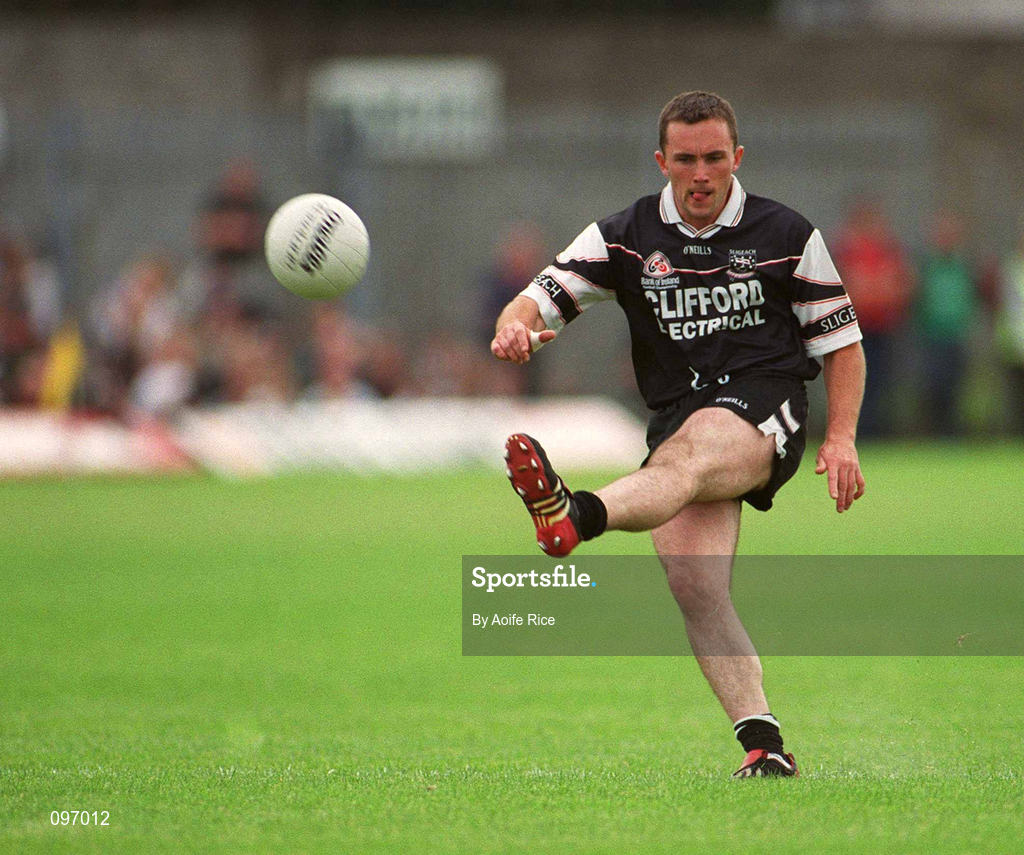 18 August 2002; Dessie Sloyan of Sligo during the Bank of Ireland All-Ireland Senior Football Championship Quarter-Final Replay match between Armagh and Sligo at Páirc Tailteann in Navan, Meath. Photo by Aoife Rice/Sportsfile